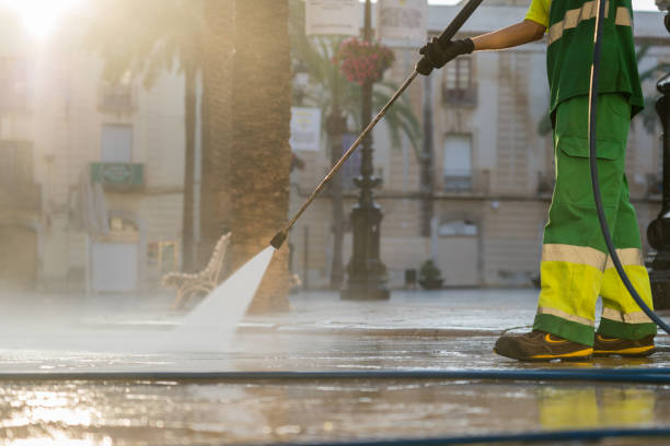 Best Pool Deck Cleaning  in Rolla, ND